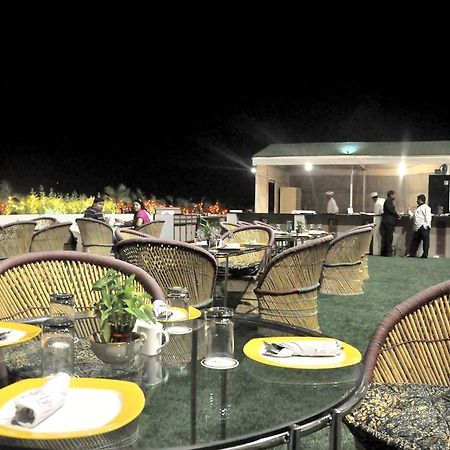 Hotel Jaipur Palace Eksteriør bilde